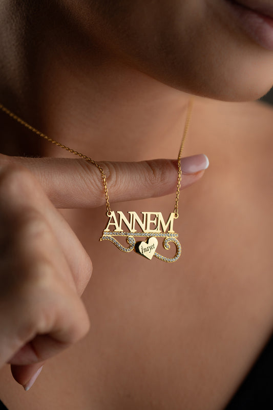 925 Ayar Gümüş Kişiye Özel İsim Yazılı Annem Kolye