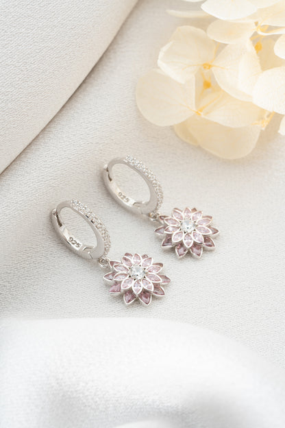 925 Ayar Gümü Pembe Taşlı Lotus Küpe