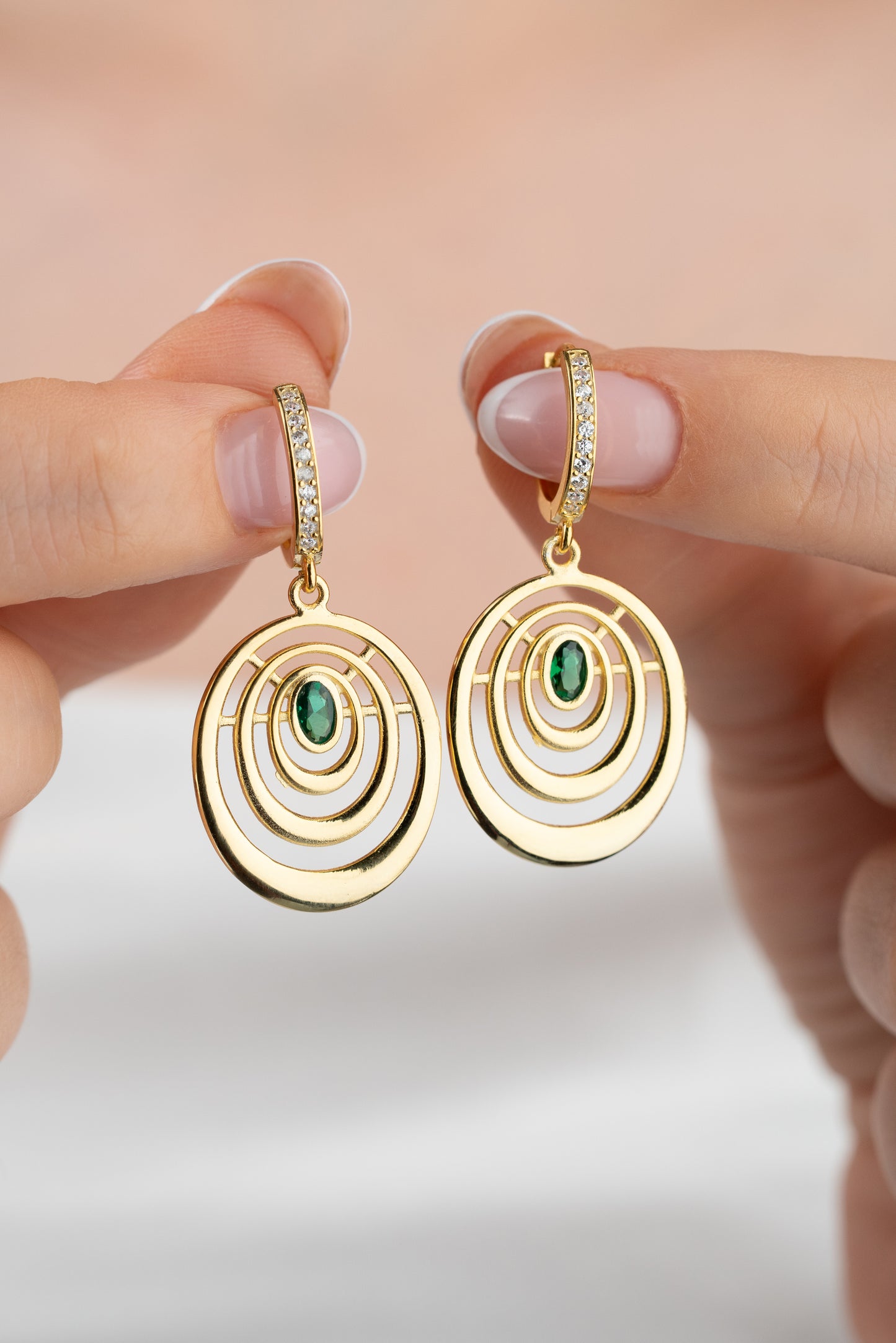 925 Ayar Gümüş Zümrüt Taşlı Sıralı Oval Küpe