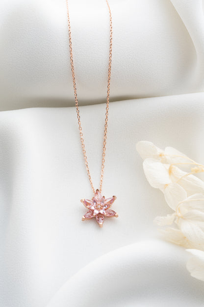 925 Ayar Gümüş Pembe Taşlı Lotus Çiçeği Kolye