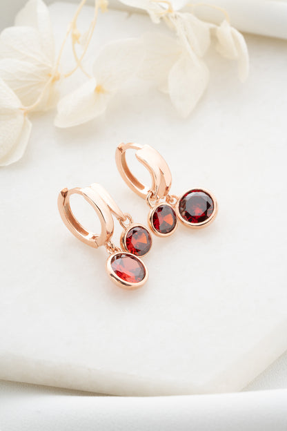 925 Ayar Gümüş Garnet Taşlı Sallantılı Küpe