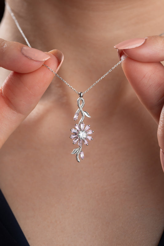 925 Ayar Gümüş Pembe Zirkon Taşlı Çiçek Kolye