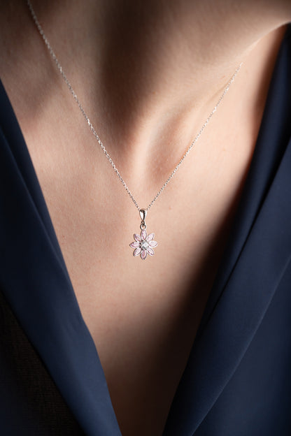 925 Ayar Gümüş Pembe Zirkon Taşlı Çiçek Kolye