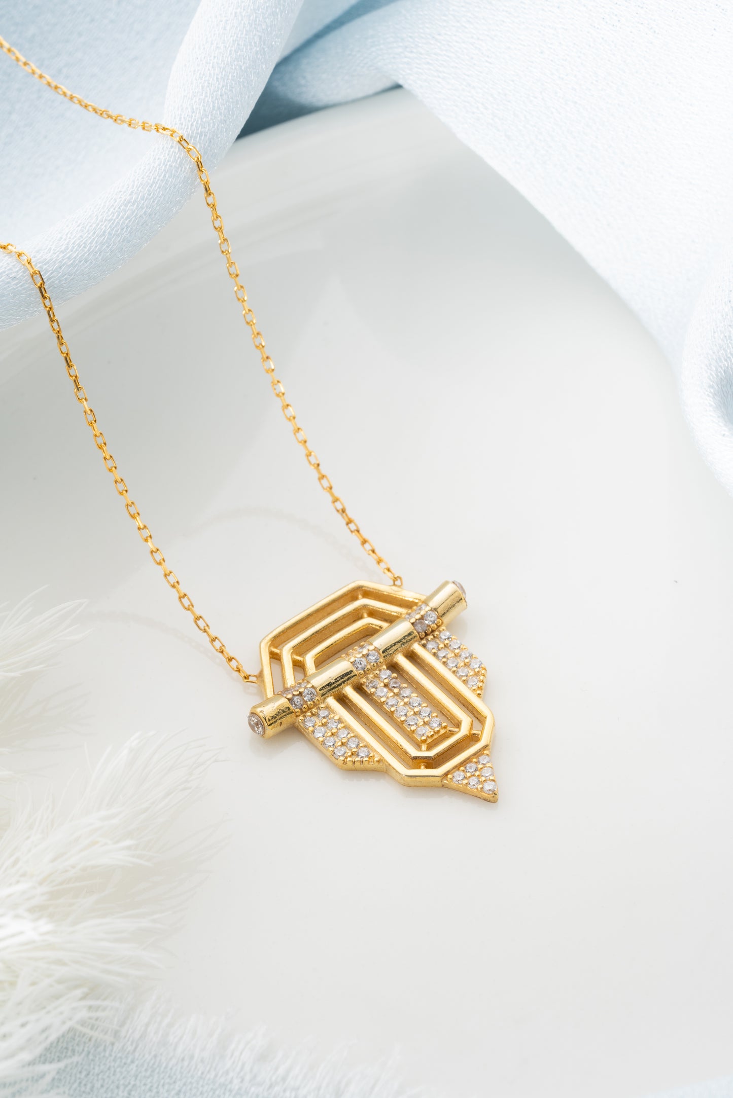 925 Ayar Gümüş Zirkon Taşlı Trend Kolye