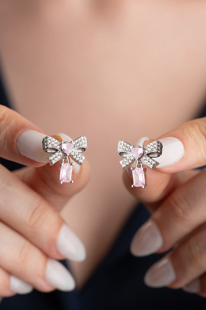 925 Ayar Gümüş Pembe Baget Taşlı Kurdale Küpe